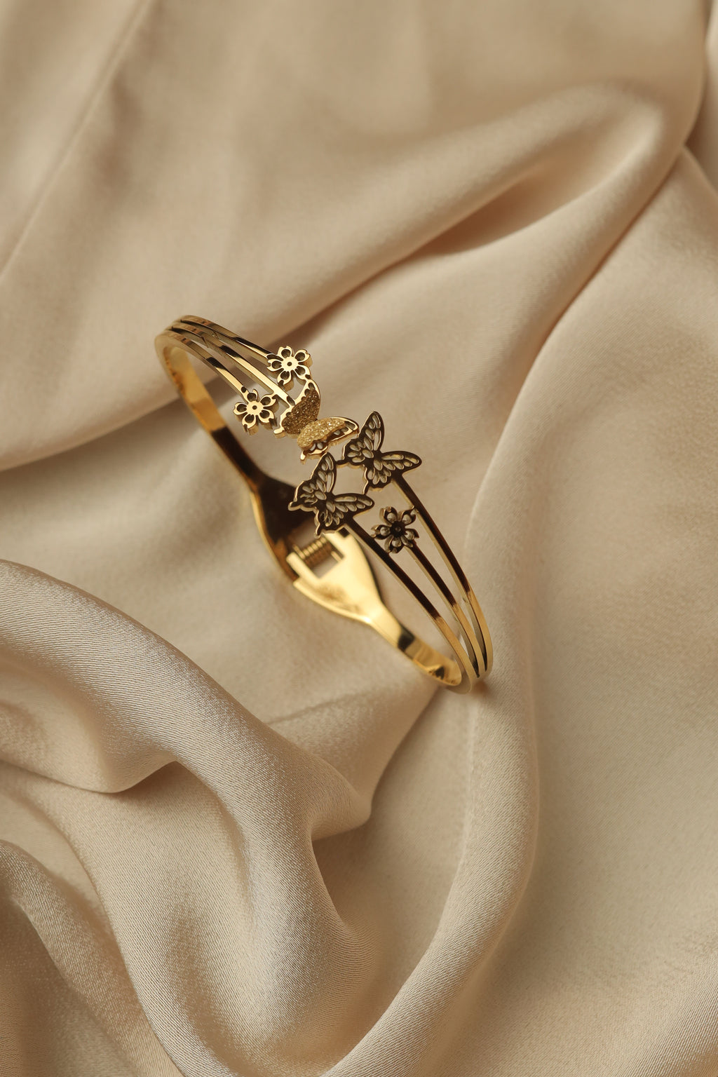 3 Butterflies Slim Bracelet
