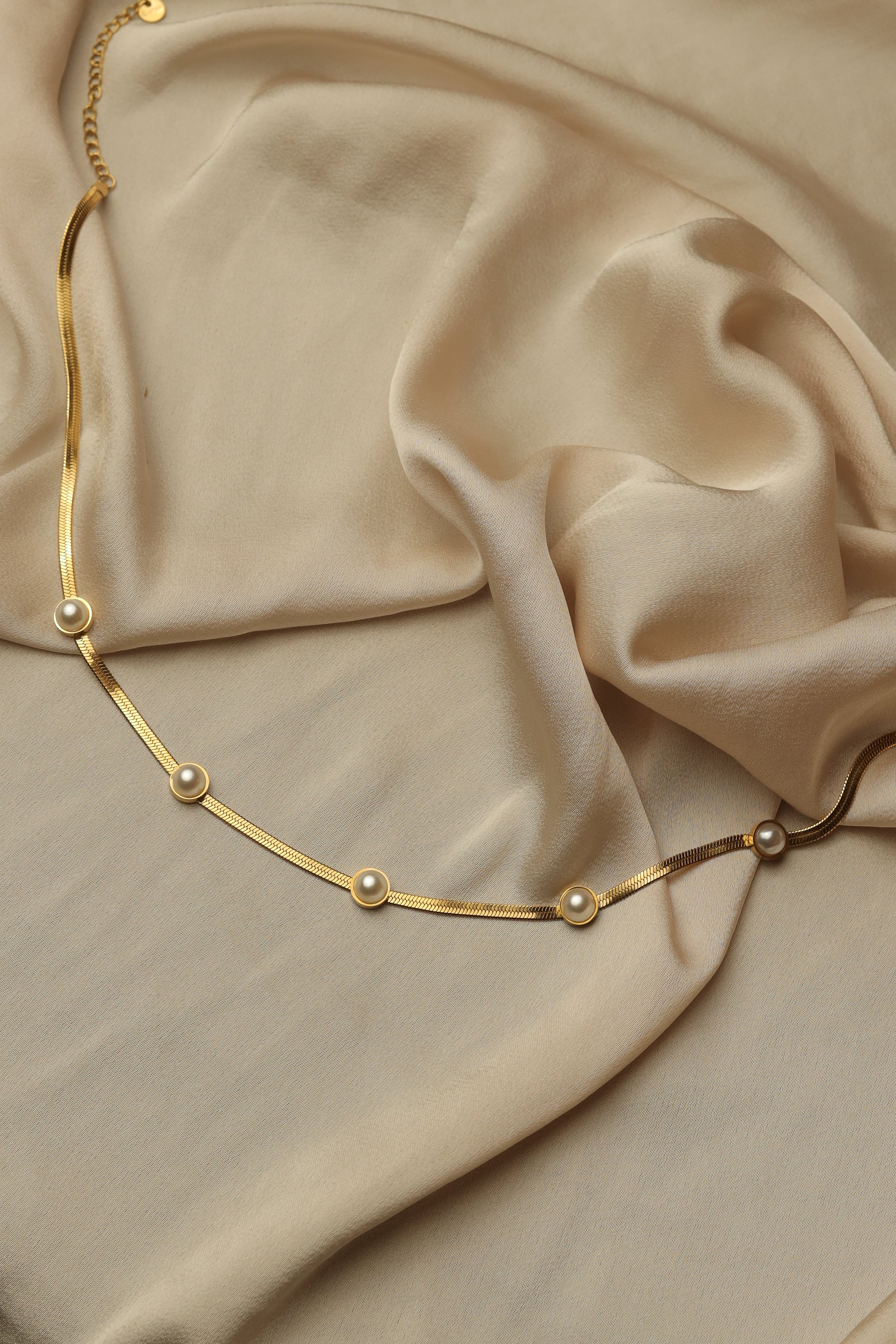 5 Pearl Serpent Chain