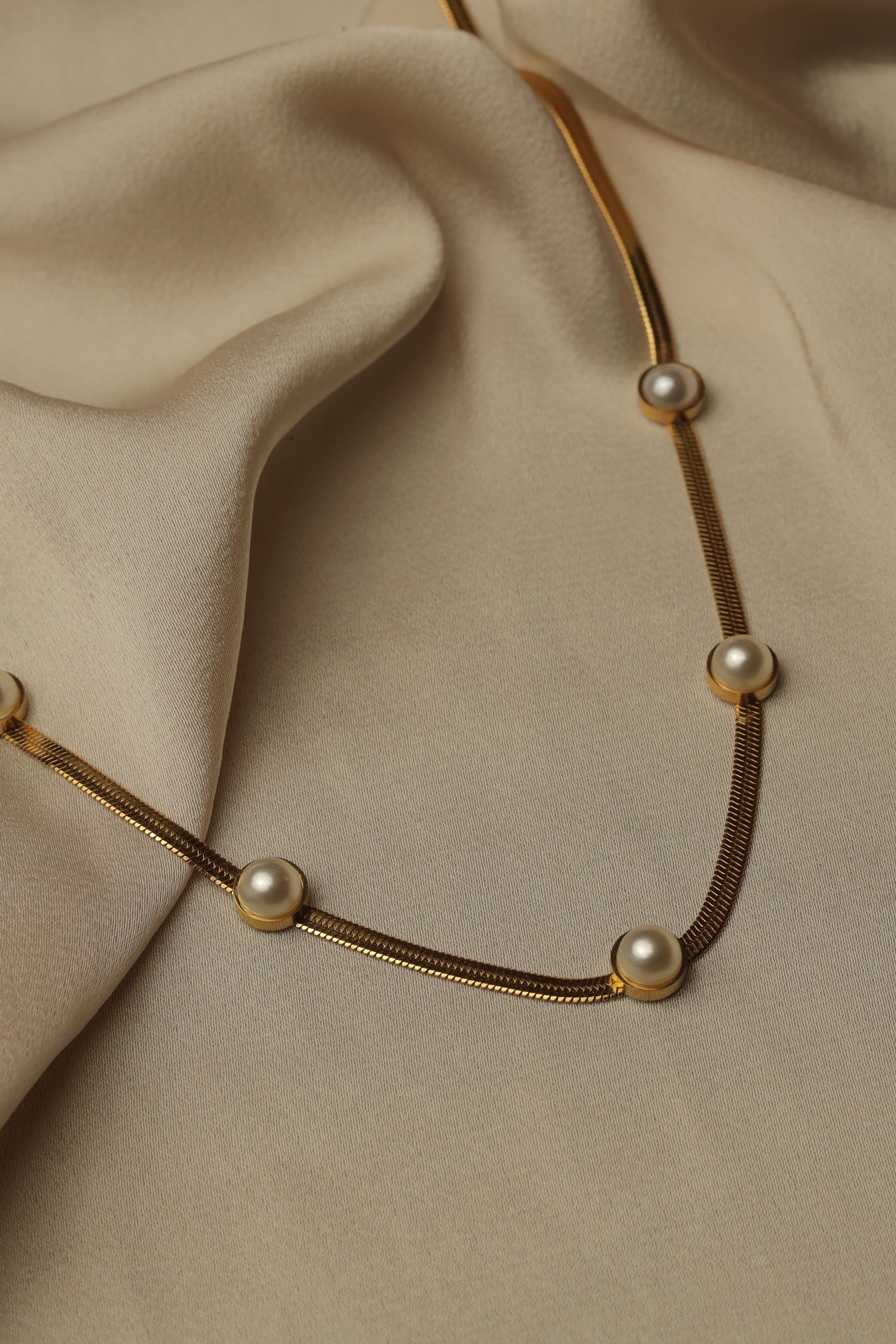 5 Pearl Serpent Chain